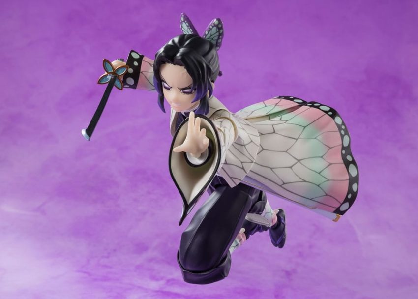 Demon Slayer: Kimetsu no Yaiba S.H.Figuarts Action Figure Shinobu Kocho 13 cm by Bandai Tamashii Nations - Demon Slayer