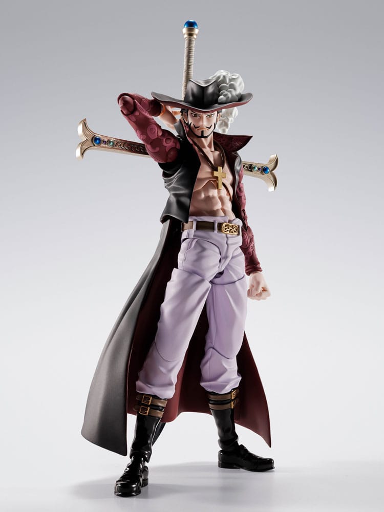 One Piece S.H.Figuarts Action Figure Dracule Mihawk Hawkeye 17 cm by Bandai Tamashii Nations - One Piece