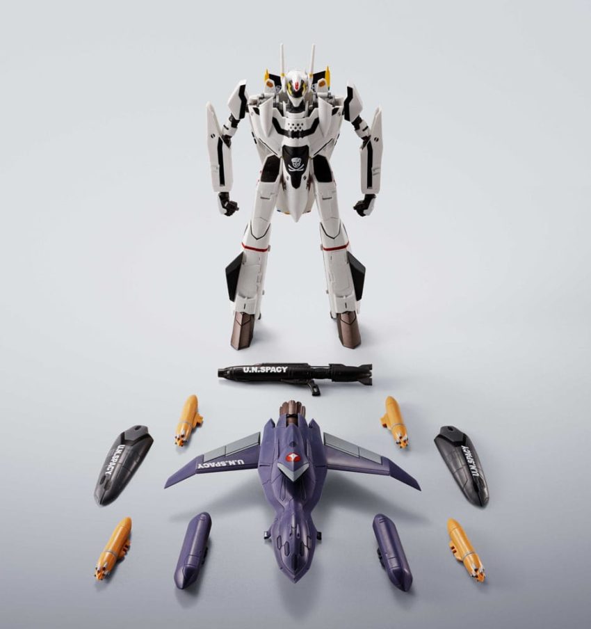 Macross 7 Hi-Metal R Action Figure VF-0S Phoenix (Roy Focker Use) & QF-2200D-B Ghost Set 14 cm by Bandai Tamashii Nations - Macross