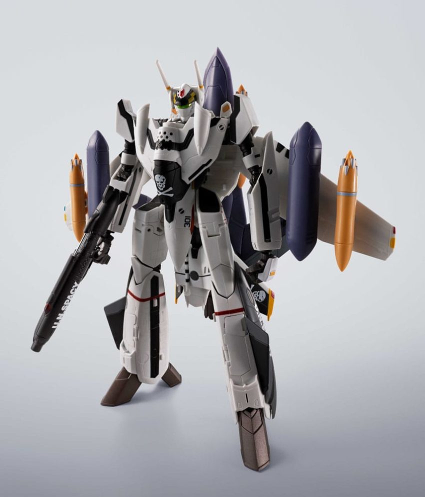 Macross 7 Hi-Metal R Action Figure VF-0S Phoenix (Roy Focker Use) & QF-2200D-B Ghost Set 14 cm by Bandai Tamashii Nations - Macross