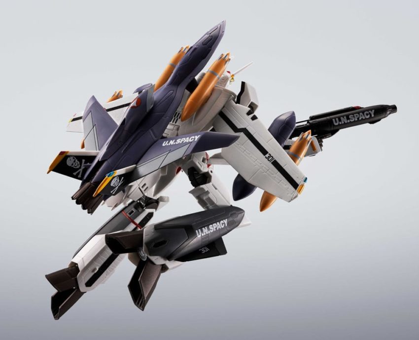 Macross 7 Hi-Metal R Action Figure VF-0S Phoenix (Roy Focker Use) & QF-2200D-B Ghost Set 14 cm by Bandai Tamashii Nations - Macross