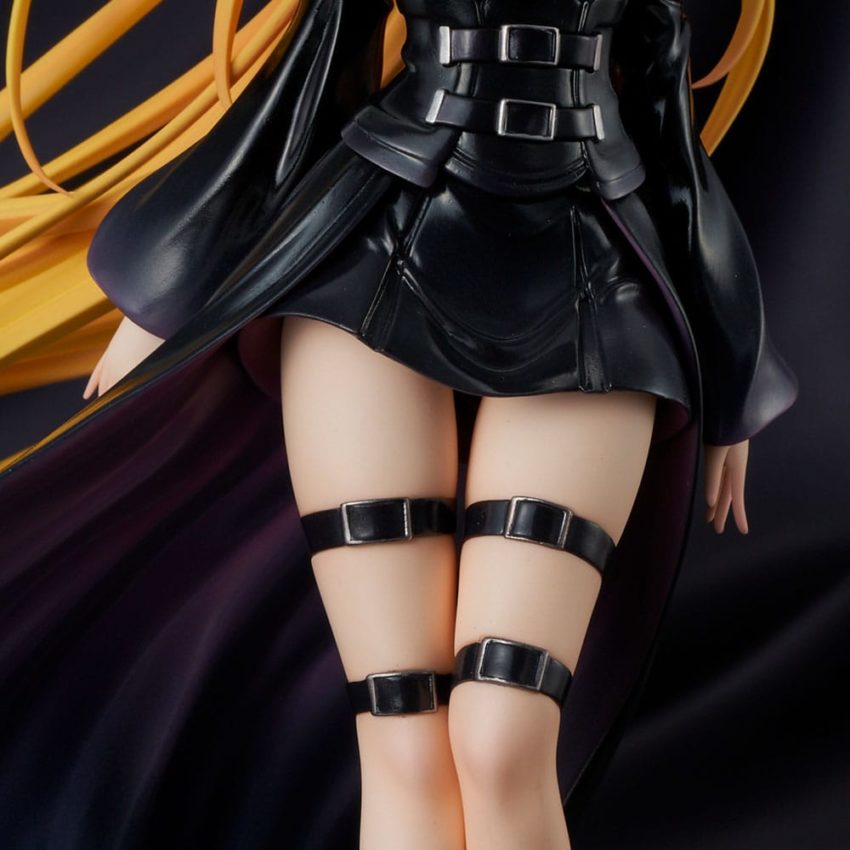 To Love-Ru Darkness PVC Statue 1/6 Golden Darkness Black Trance Version 20 cm by Union Creative - To Love-Ru