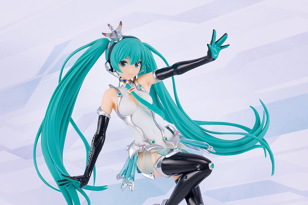 Hatsune Miku GT Project Plastic Model Kit Reincarnation Racing Miku: 2013 Ver. 19 cm by Good Smile Racing - Hatsune Miku