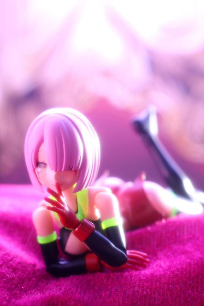 Megami Device Plastic Model Kit 1/1 Bullet Knights Executioner Hell Blaze 15 cm by Kotobukiya - Megami Device