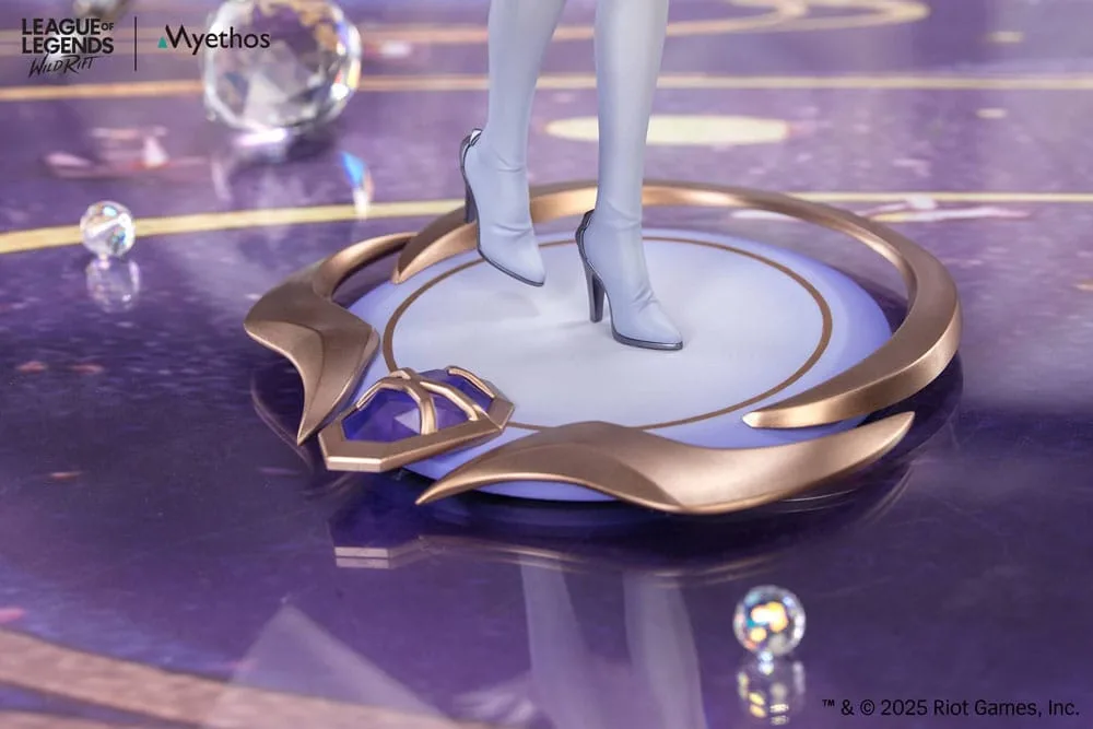 League of Legends Gift+ PVC Statue 1/8 Lux (Crystal Rose Ver.) 22 cm by Myethos - League of Legends