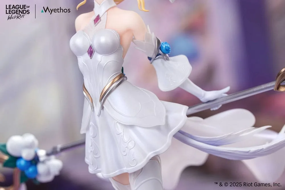 League of Legends Gift+ PVC Statue 1/8 Lux (Crystal Rose Ver.) 22 cm by Myethos - League of Legends