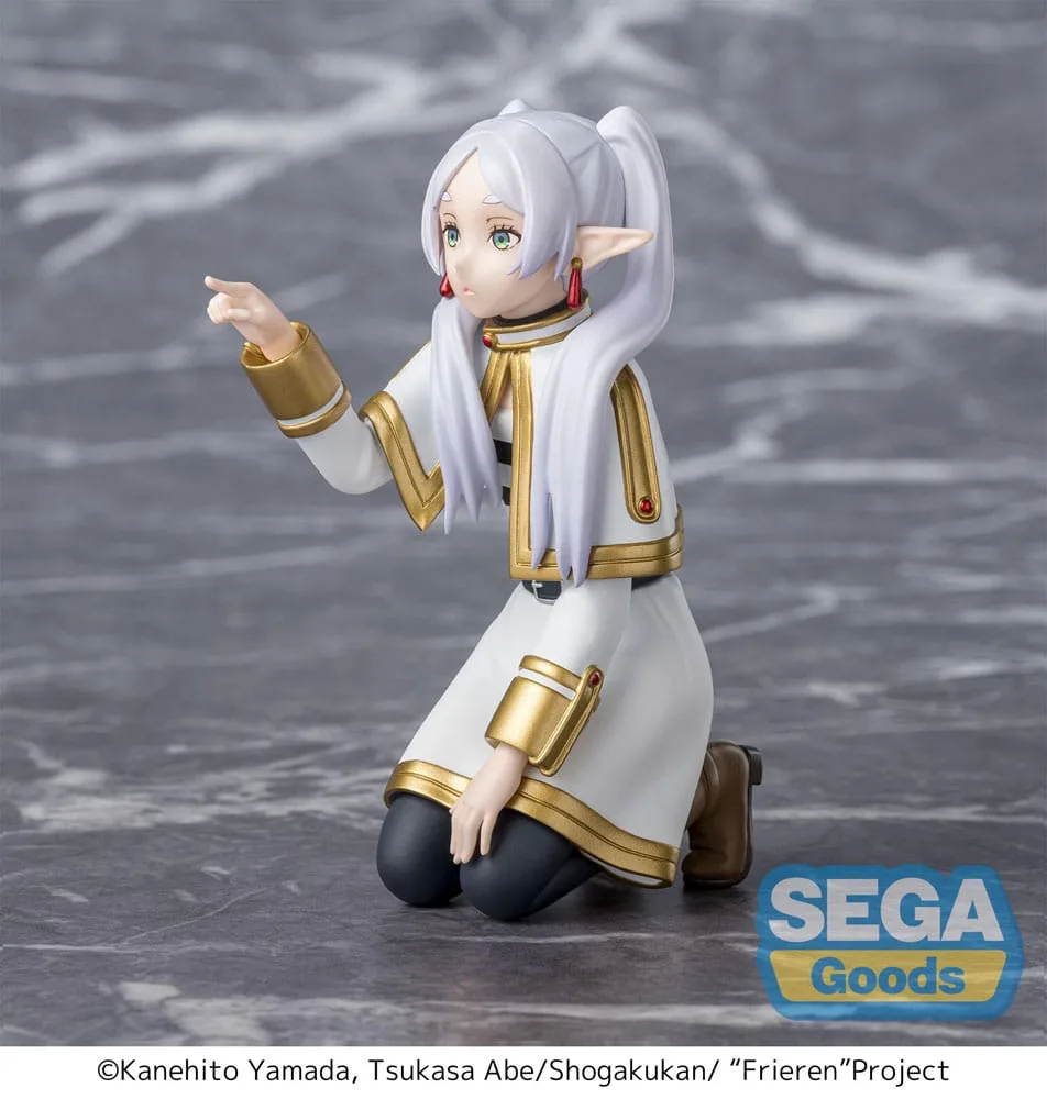 Frieren: Beyond Journey's End PM Perching PVC Statue Frieren Poking Something 10 cm by Sega - Frieren