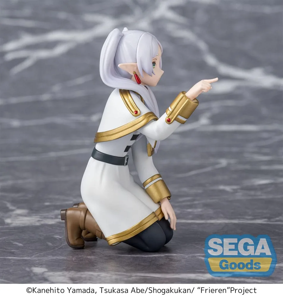 Frieren: Beyond Journey's End PM Perching PVC Statue Frieren Poking Something 10 cm by Sega - Frieren