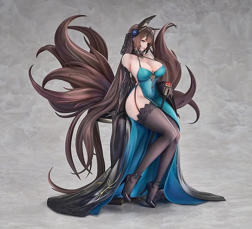 Azur Lane PVC Statue 1/7 Amagi: Throne of Fallen Petals Ver. 27 cm by Good Smile Company - Azur Lane