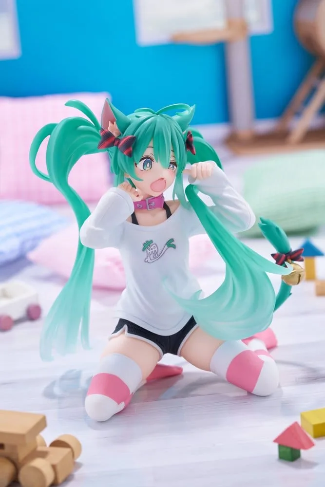 Hatsune Miku PVC Statue Desktop Cute Figure Hatsune Miku Cat Ear T-Shirt Ver. 13 cm by Taito Prize - Hatsune Miku
