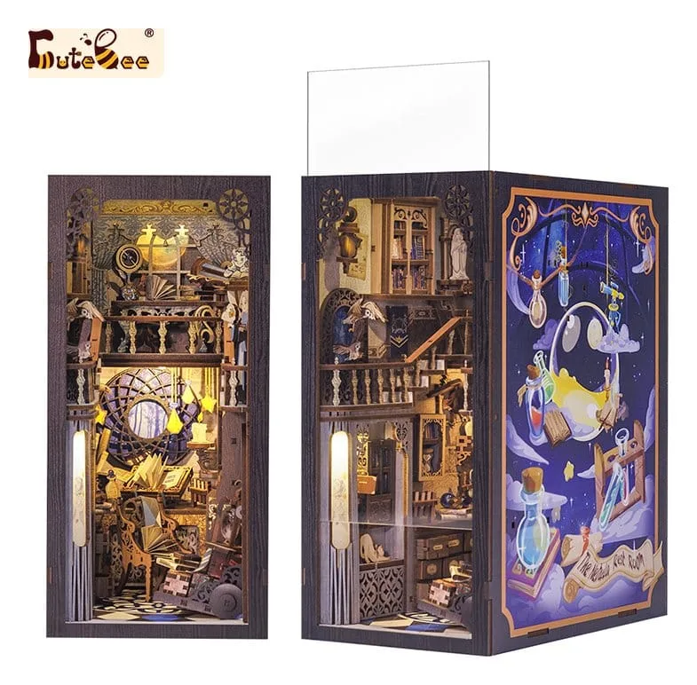 Book Nook Nebula Common Room 23 x 11 cm by CuteBee - Other