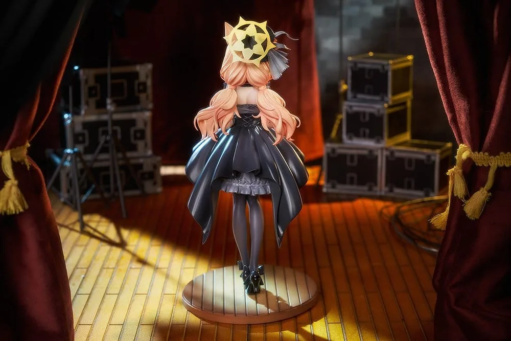 Blue Archive PVC Statue 1/7 Mari (Idol): Memorial Lobby Ver. 24 cm by Good Smile Company - Blue Archive