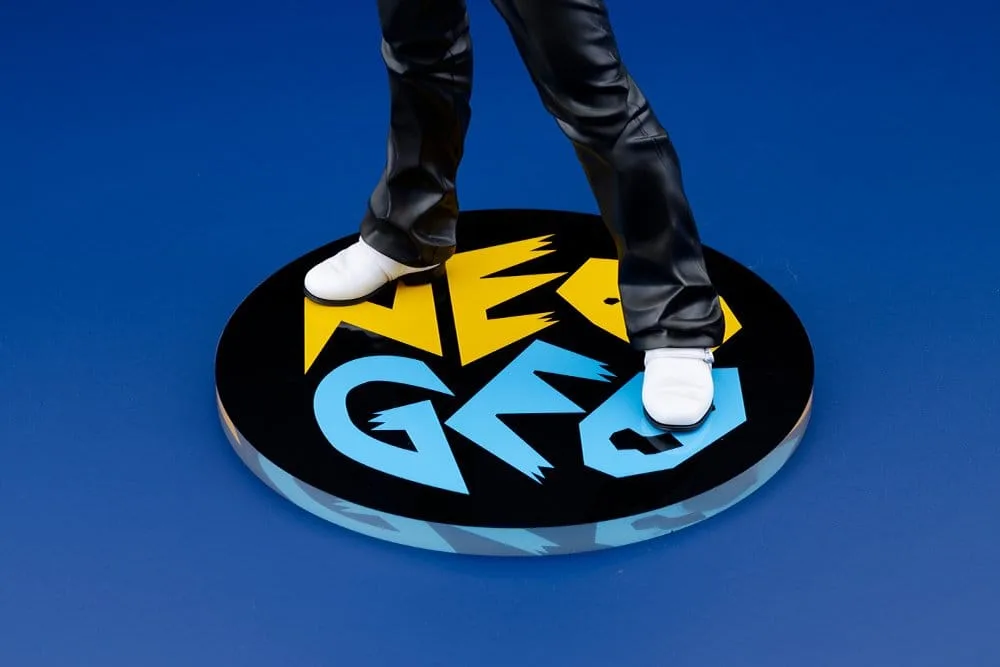 the-king-of-fighters-98-pvc-figure-18-kyo-kusanagi-98-ver-26-cm-190526060883-17-jpg The King of Fighters '98 PVC Figure 1/8 Kyo Kusanagi '98 Ver. 26 cm by Kotobukiya - The King of Fighters