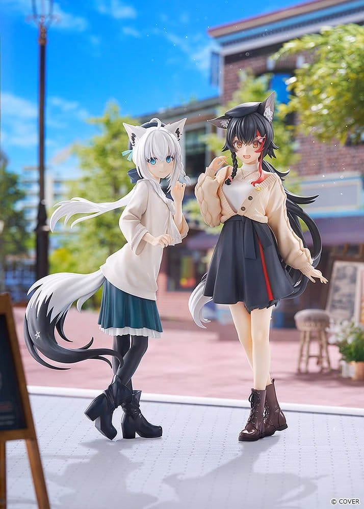 Hololive Production G.S. Collection PVC Figure 1/7 Ookami Mio Date Style - Street Outfit Ver. 24 cm by Good Smile Company - Hololive Production