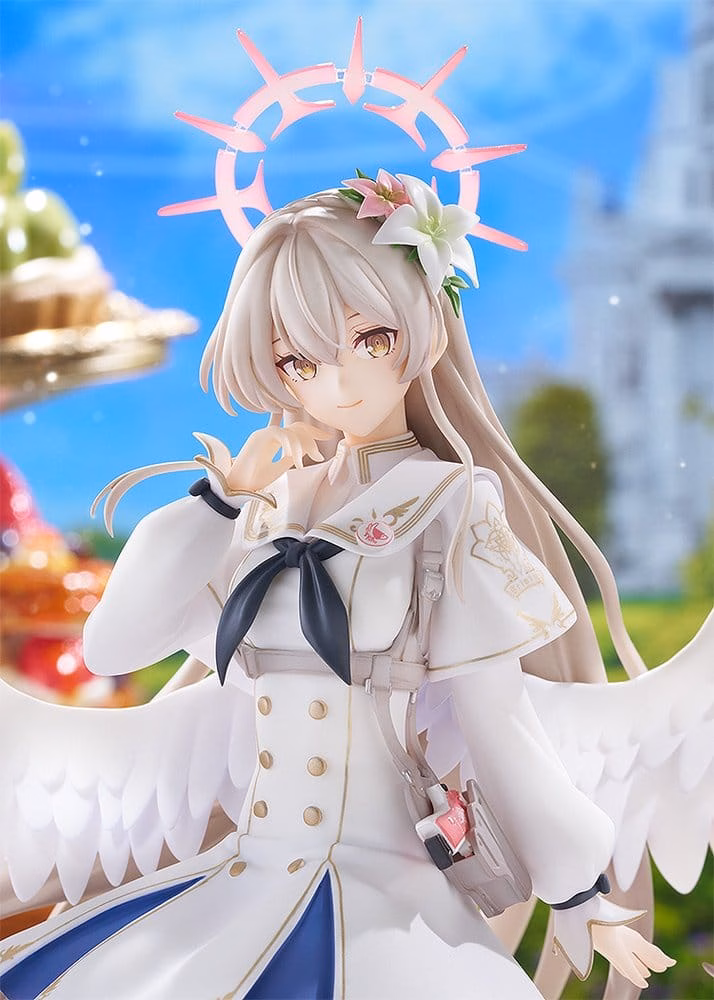 Blue Archive PVC Figure 1/7 Nagisa: Radiance in Bloom 26 cm by Good Smile Company - Blue Archive