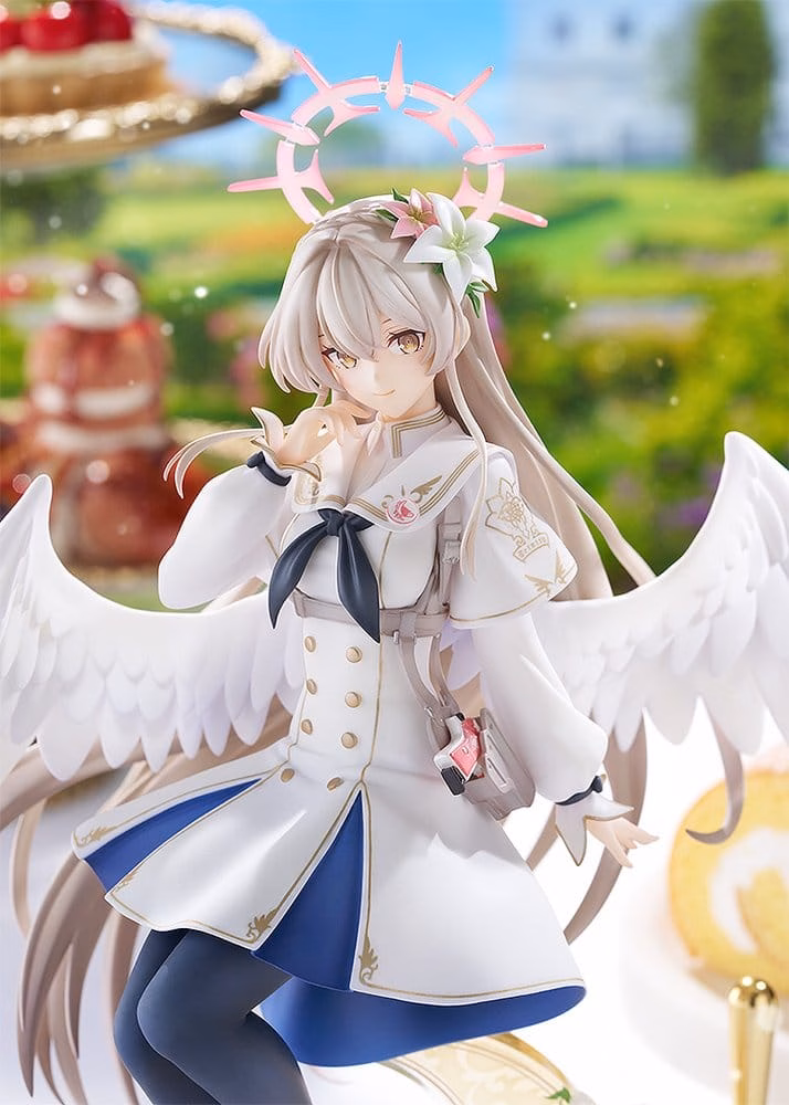 Blue Archive PVC Figure 1/7 Nagisa: Radiance in Bloom 26 cm by Good Smile Company - Blue Archive